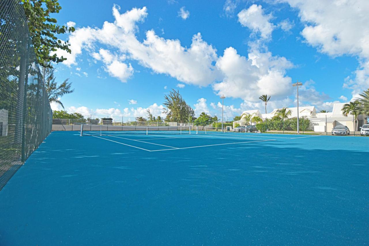 Deja Blue - Comfortable Beachfront Condo Marigot  Exterior photo