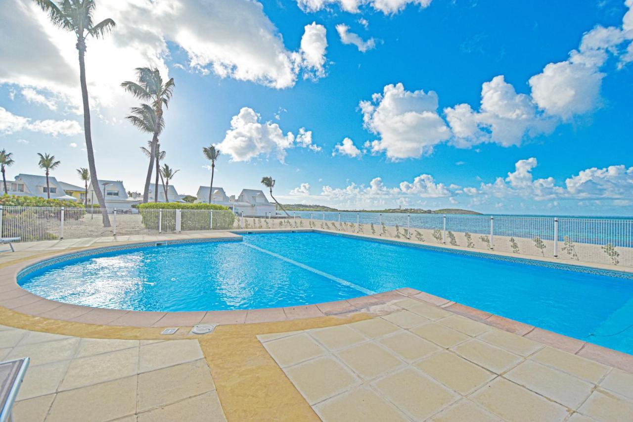 Deja Blue - Comfortable Beachfront Condo Marigot  Exterior photo